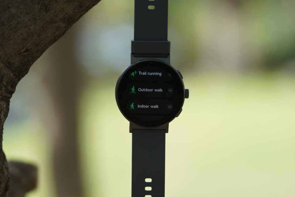 Realme Watch S5 Fitness tracking and health monitoring