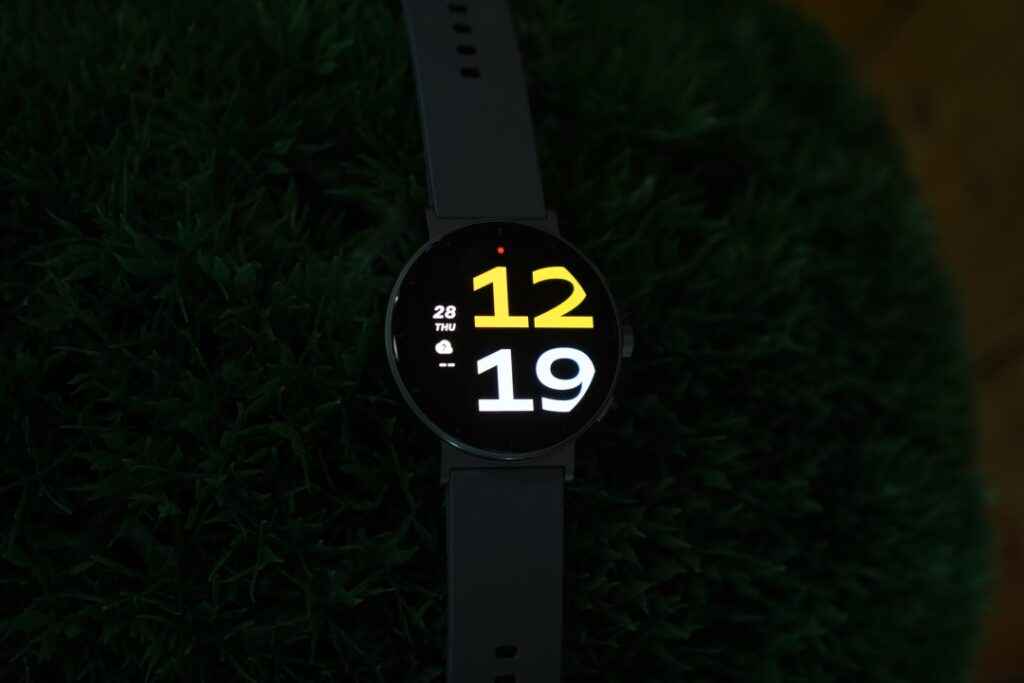Realme Watch S5 Watch faces and customisation