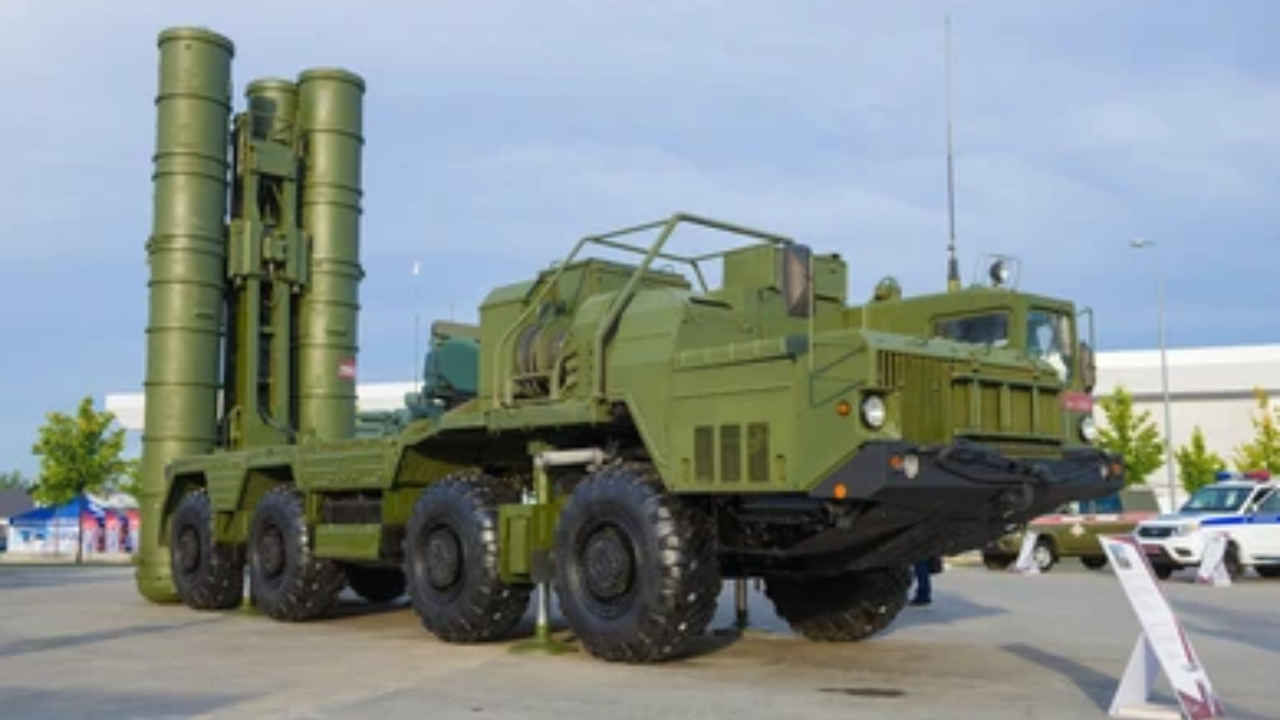 इंडिया के Iron Dome ने कर दिया कमाल, देखें कैसे काम करता है S-400? पूरे एयर डिफेन्स सिस्टम की डिटेल्स भी जानें