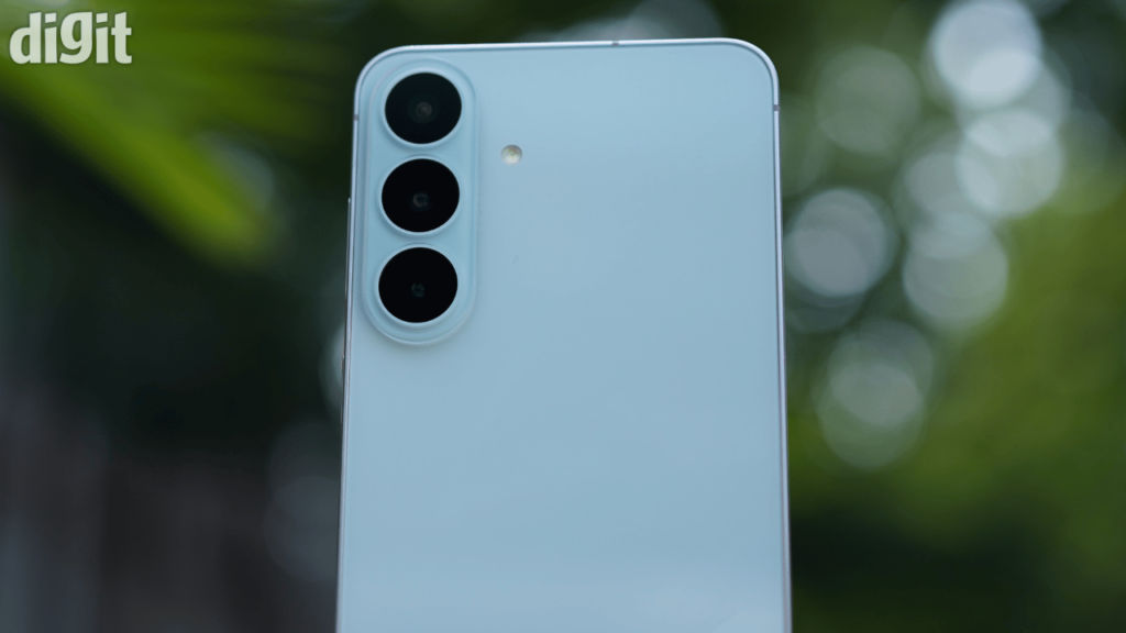 S26 FE Camera