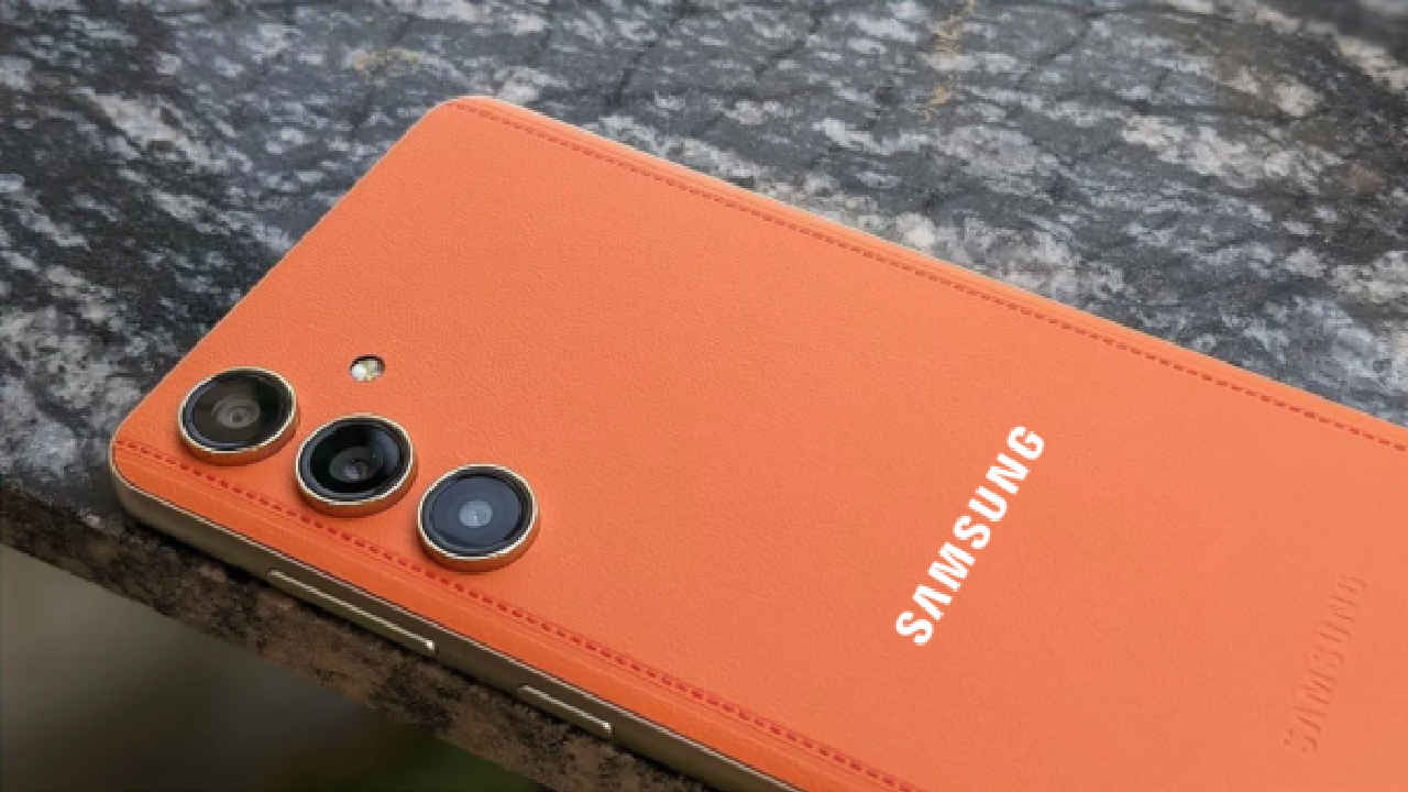 Samsung का 50MP सेल्फी कैमरा वाला फोन हो गया सोच से भी सस्ता, तगड़े हैं फीचर्स, यहां मिल रही डील