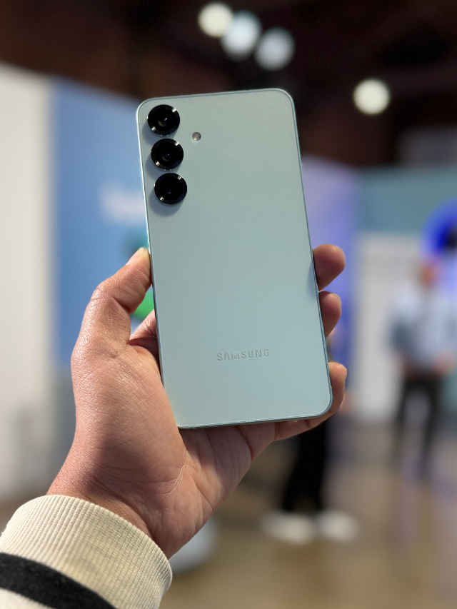 Samsung Galaxy S25 Plus (1)