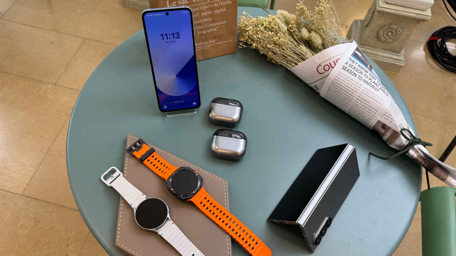 Samsung Galaxy Z Fold 6 மற்றும் Galaxy Watch Ultra விலை என்ன