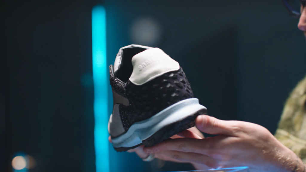 Shortcut Sneaker: Watch Samsung shoes that can control your Galaxy phone