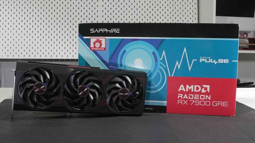Sapphire Pulse Radeon RX 7900 GRE Retail package