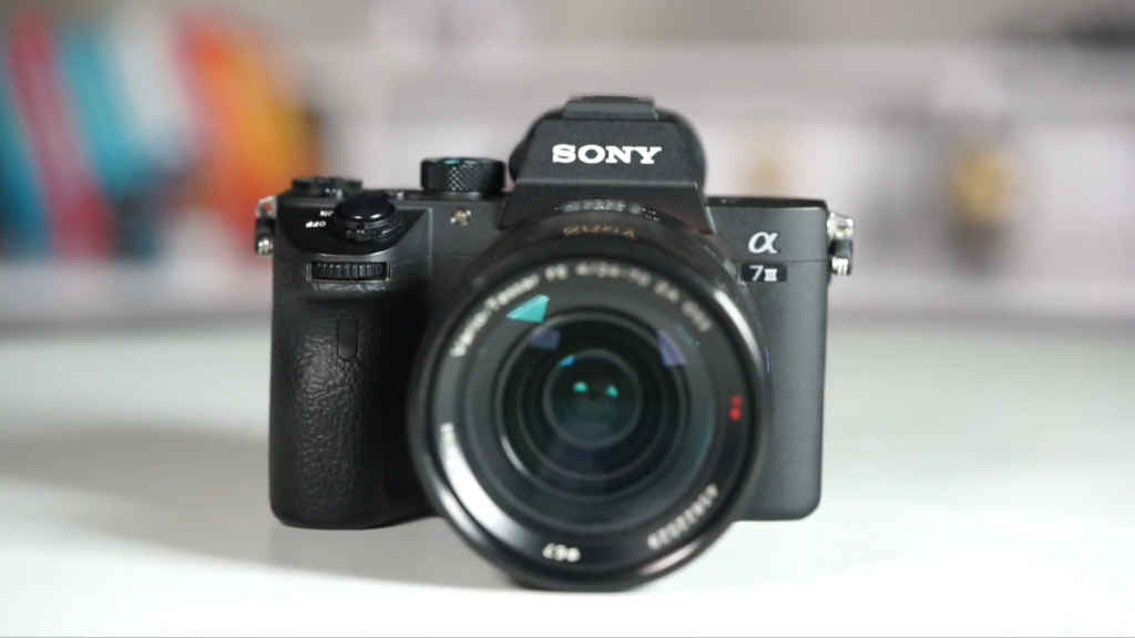 mirrorless camera