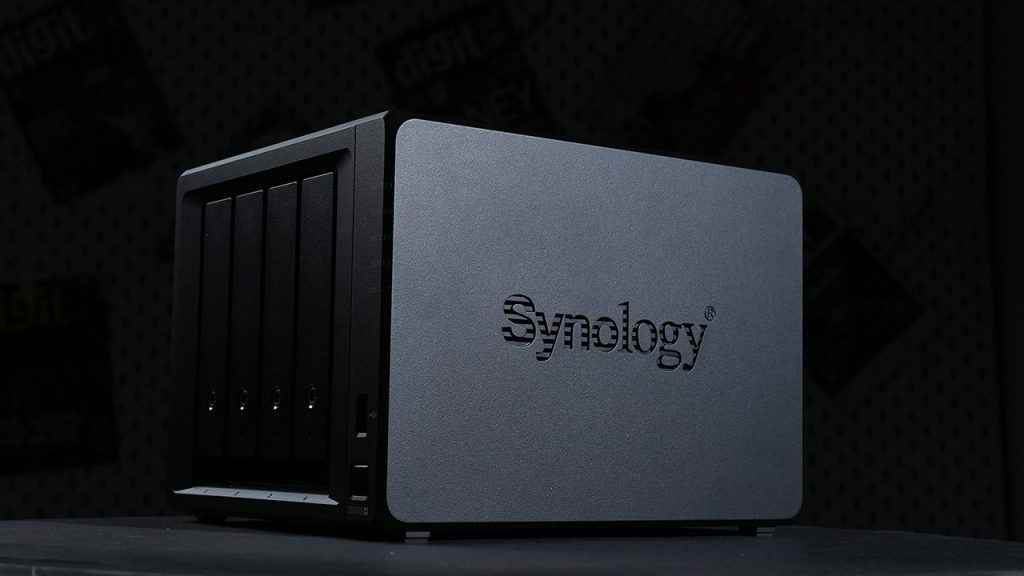 The upgraded AMD Ryzen V1500B CPU in the Synology DS925+ enables enhanced multitasking and faster data processing.