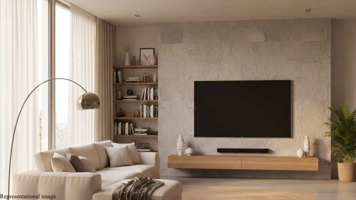 Best 75-inch TVs to buy in India under Rs 1,00,000