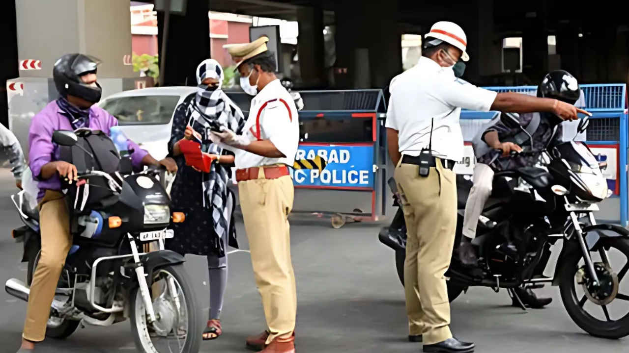 ಅಪ್ಪಿತಪ್ಪಿ ನಿಮಗೆ “Traffic Challan” ಆಗೋದ್ರೆ ತಕ್ಷಣ ಪಾವತಿಸುವ ಬದಲು ಕೋರ್ಟ್ ಚಲನ್ ಕೇಳಿ ಪಡೆಯಿರಿ!