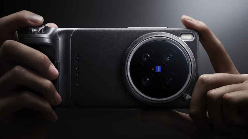 Vivo X200 Ultra with photography Kit Design Revealed for DSLR like images