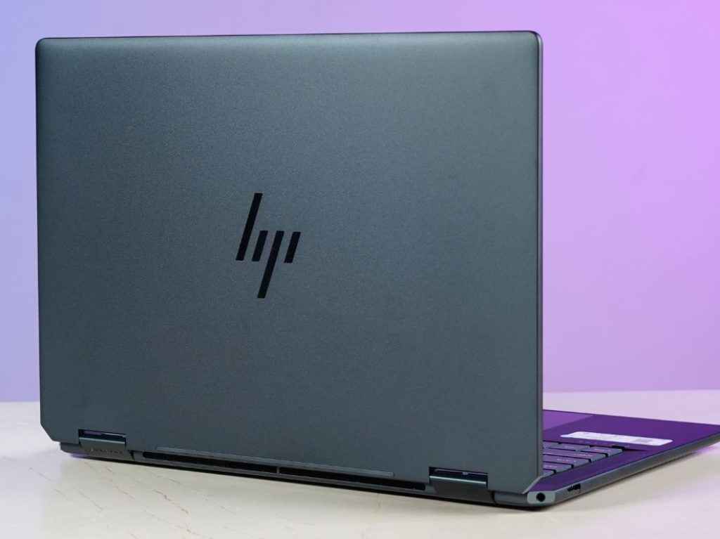 HP Spectre x360 14 Review: Laptop Lid Design