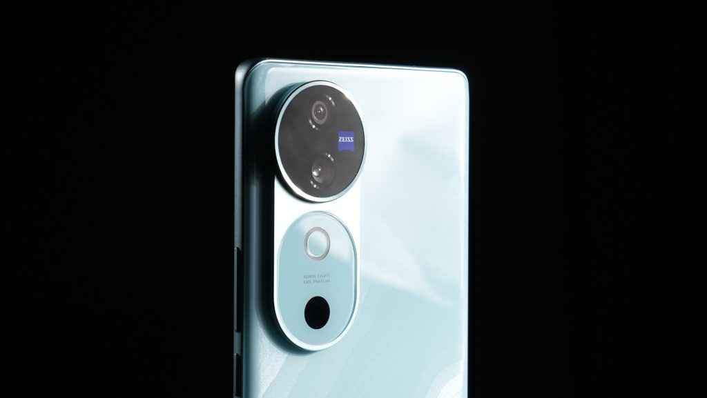 Vivo V40 Zeiss cameras