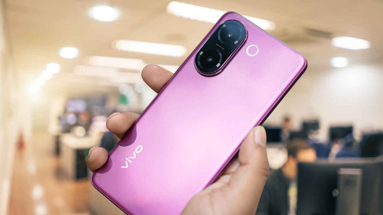 iPhone 16e छोड़िये, ये 6 शानदार फोन्स हैं कैमरा के बादशाह!