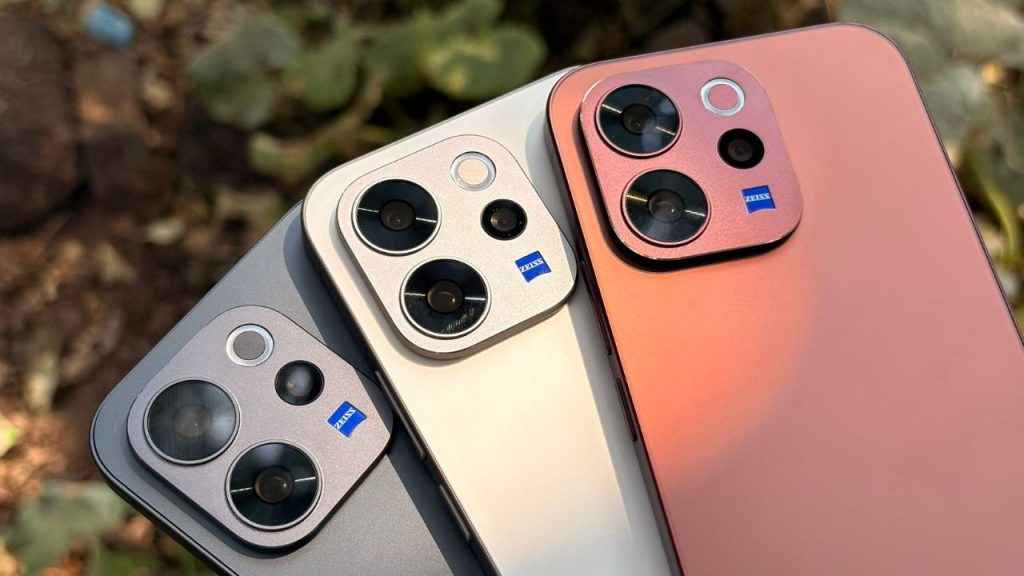 Vivo V70 Elite and Vivo V70 With 6500mAh Battery 50MP Selfie camera smartphone sale starts today in india Price offer specs