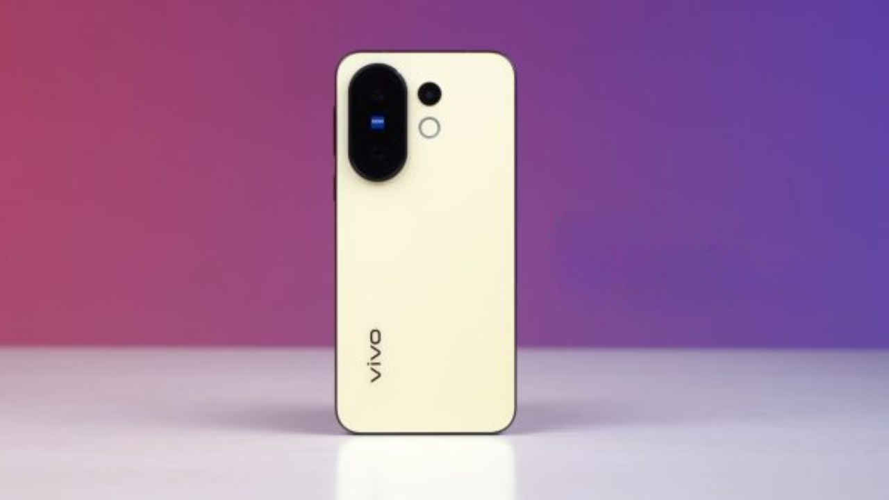 Vivo X200 FE First Sale: ZEISS സെൻസർ 6500 mAh ബാറ്ററി ഫ്ലാഗ്ഷിപ്പ് വിവോ വിൽപ്പന തുടങ്ങി