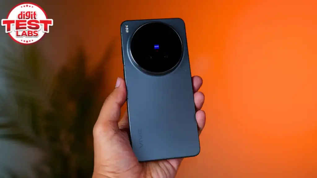 Vivo X300 Ultra black