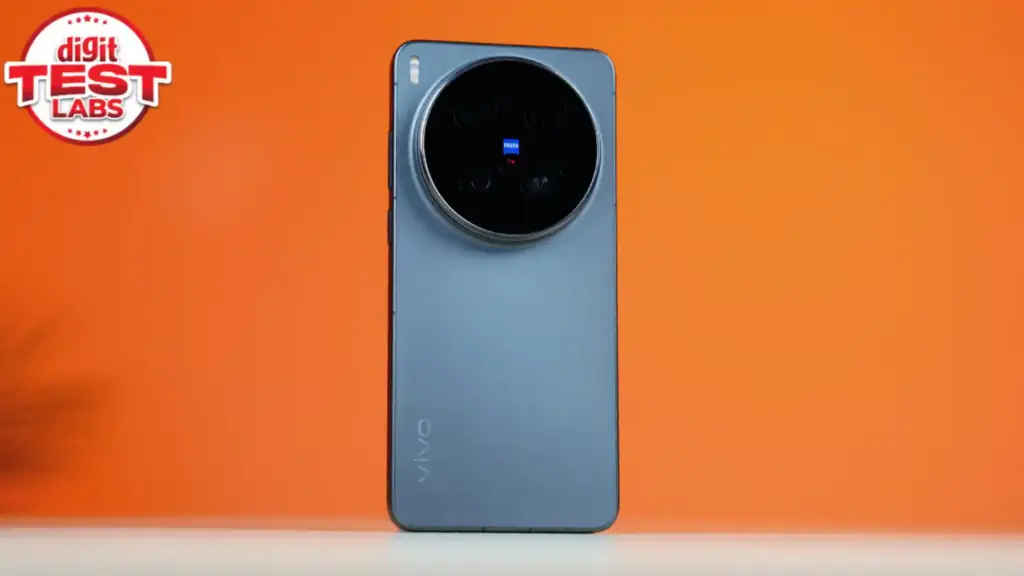 Vivo X300 Ultra blue