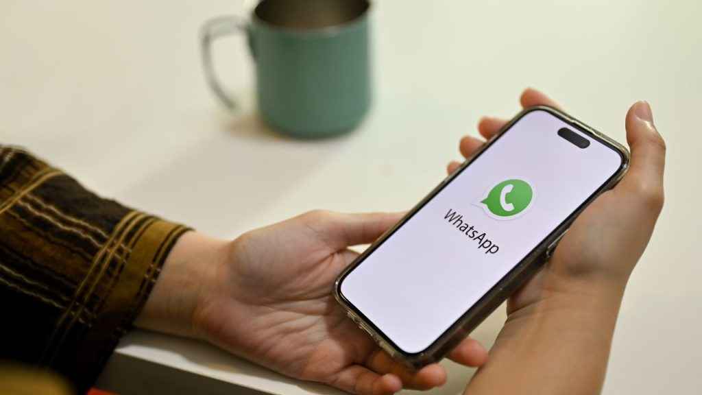 How to pin a message/chat on WhatsApp for quick access: Easy guide
