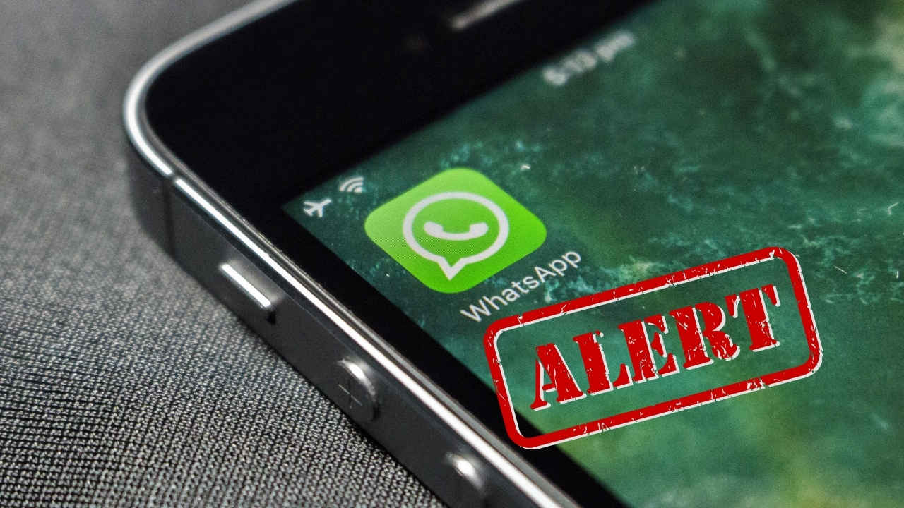 WhatsApp में बड़ी खामी! हैक हो सकता है आपका डिवाइस, सरकार ने जारी की चेतावनी, फटाफट करें ये काम