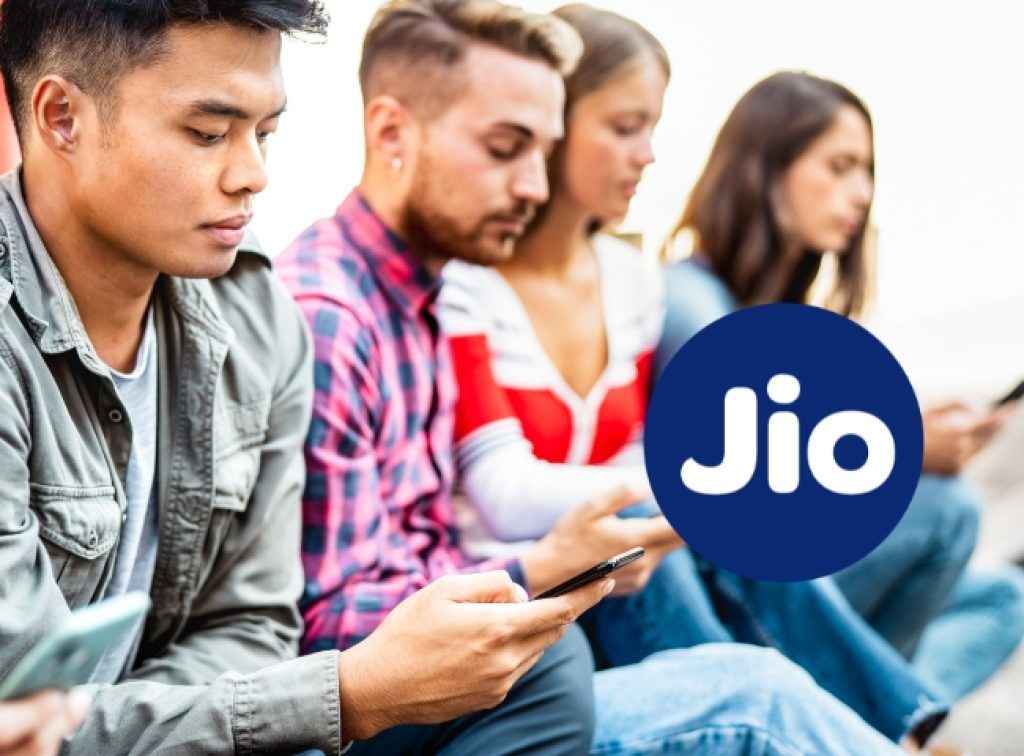 ambani lost 1 crore plus reliance jio users but still revenue high