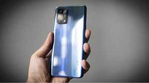 कई हफ्तों खबरों में रहने के बाद भारत में लॉन्च हुए ये धांसू फोंस, हर एक एस्पेक्ट में हैं ज़बरदस्त