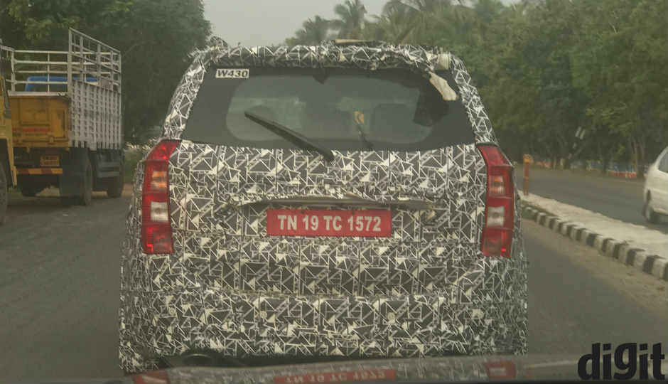 EXCLUSIVE: 2018 Mahindra XUV500 spied testing in Chennai