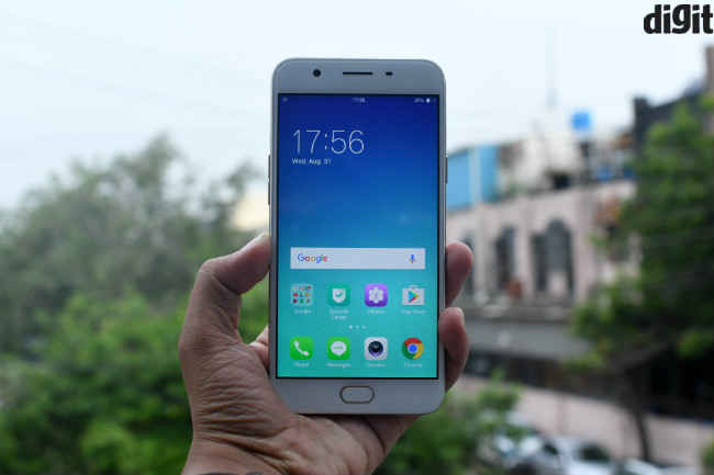 oppo  f 1 స్ గోల్డ్ వేరియంట్  మార్కెట్ లో  సేల్స్  కి అందుబాటు