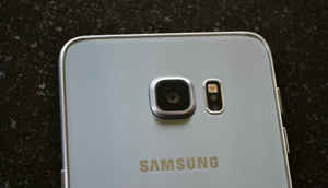 सैमसंग गैलेक्सी S6 एज प्लस की पहली झलक