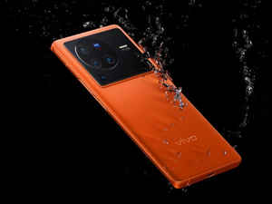 बाजार में सबसे बढ़िया फोंस जो ऑफर करते हैं बेस्ट फीचर्स और लेटेस्ट OS