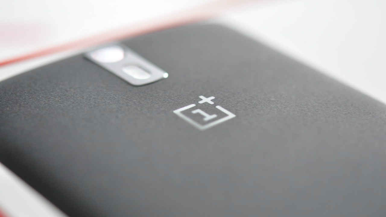 OnePlus 8 early renders surface ahead of OnePlus 7T Pro launch hinting at punch-hole display, curved screen and more