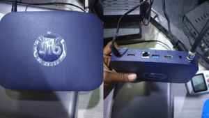 Work From Home ஜியோவின்  அதிரடியான டேட்டா மற்றும் காலிங் திட்டங்கள்.