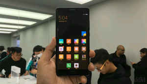 Xiaomi Mi MIX and Mi Note 2: In Pictures