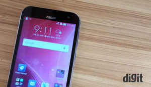 Asus Zenfone Zoom: In Pictures