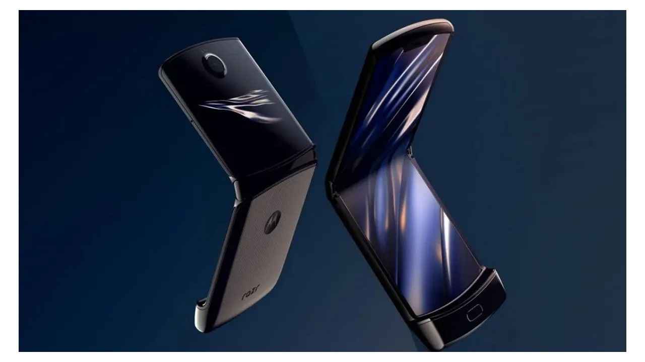 Motorola could launch the Moto Razr 2022 and X30 Pro on August 11