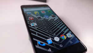 10 बेस्ट डिस्प्ले वाले फोंस जो आते है Rs. 20,000 में