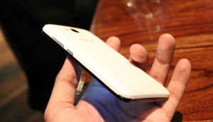 Honor 4C and Honor Bee: In pictures