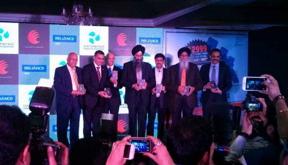 Datawind launches ultra low-cost Pocketsurfer smartphones with free internet