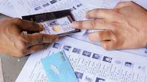 ఇంటి వద్దకే లేటెస్ట్ కలర్ ఓటర్ కార్డ్ పొందడం ఎలా?