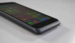 क्या ख़ास है महज़ Rs. 4,999 में मिलने वाले स्वाइप कनेक्ट ME में