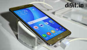 इस त्योहारी सीजन में लॉन्च हुए 10 कमाल के स्मार्टफोंस