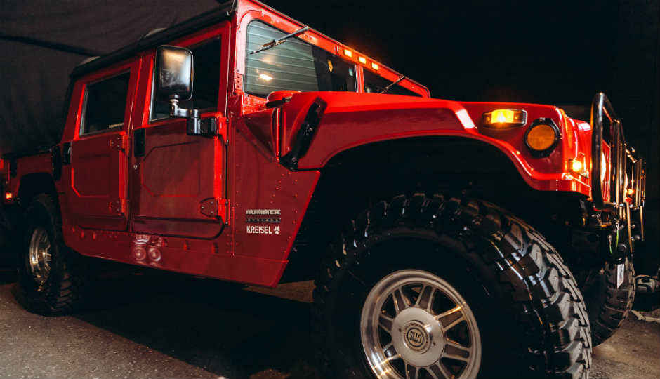 Say hello to Arnold Schwarzenegger’s fully electric Hummer!