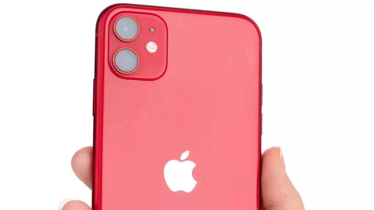 Apple iPhone 11 sees a massive price drop, with over ₹20,000 discount