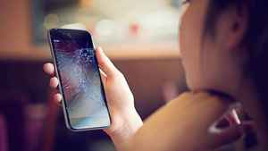 എത്ര വർഷം ഉപയോഗിച്ചാലും, പുത്തൻ ഫോണാണെന്നേ പറയൂ… എങ്ങനെയെന്നോ?