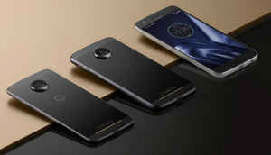 Motorola के इन फोंस में होगा एंड्रॉयड 8.0 Oreo अपडेट