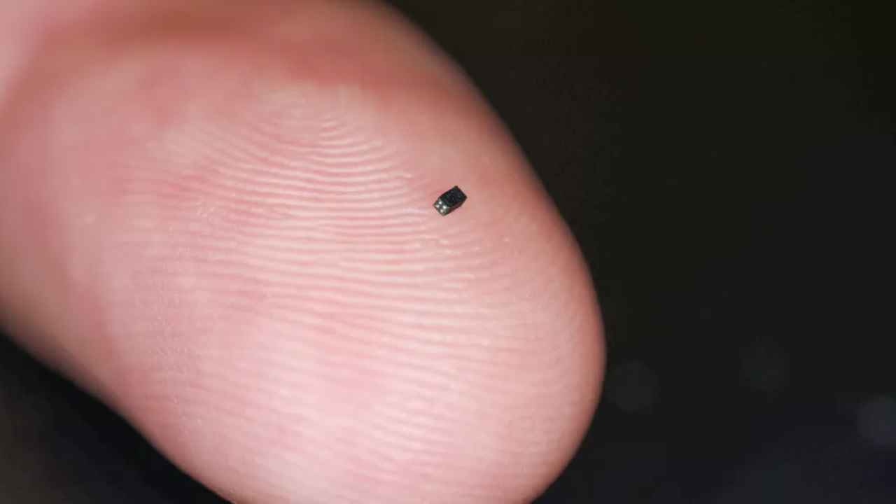 OmniVision unveils the world’s smallest sand-grain sized camera | Digit