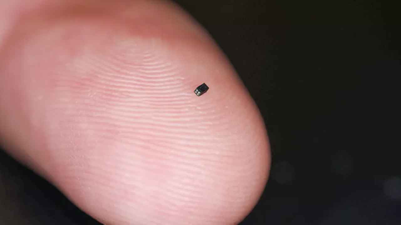 OmniVision unveils the world’s smallest sand-grain sized camera