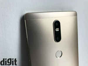 ফ্লিপকার্টে 20,000 টাকার বাজেটের এই স্মার্টফোন গুলির ওপর ডিস্কাউন্ট পাওয়া যাচ্ছে