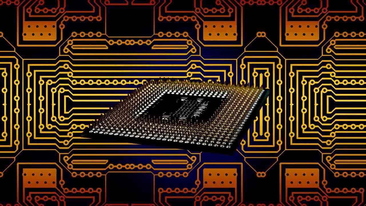 Govt to give a billion dollars each to chip-makers for manufacturing processors under Make in India program: Report