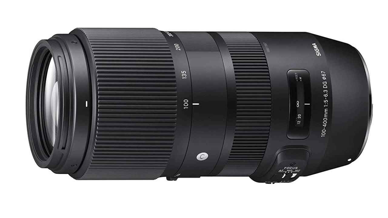 Mega-zoom lenses that let you take close-up shots from afar