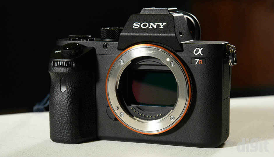 Sony Alpha 7R II, Sony RX100 IV and Sony RX10 II: First Impressions Sony Alpha 7R II, Sony RX100 IV and Sony RX10 II: First Impressions